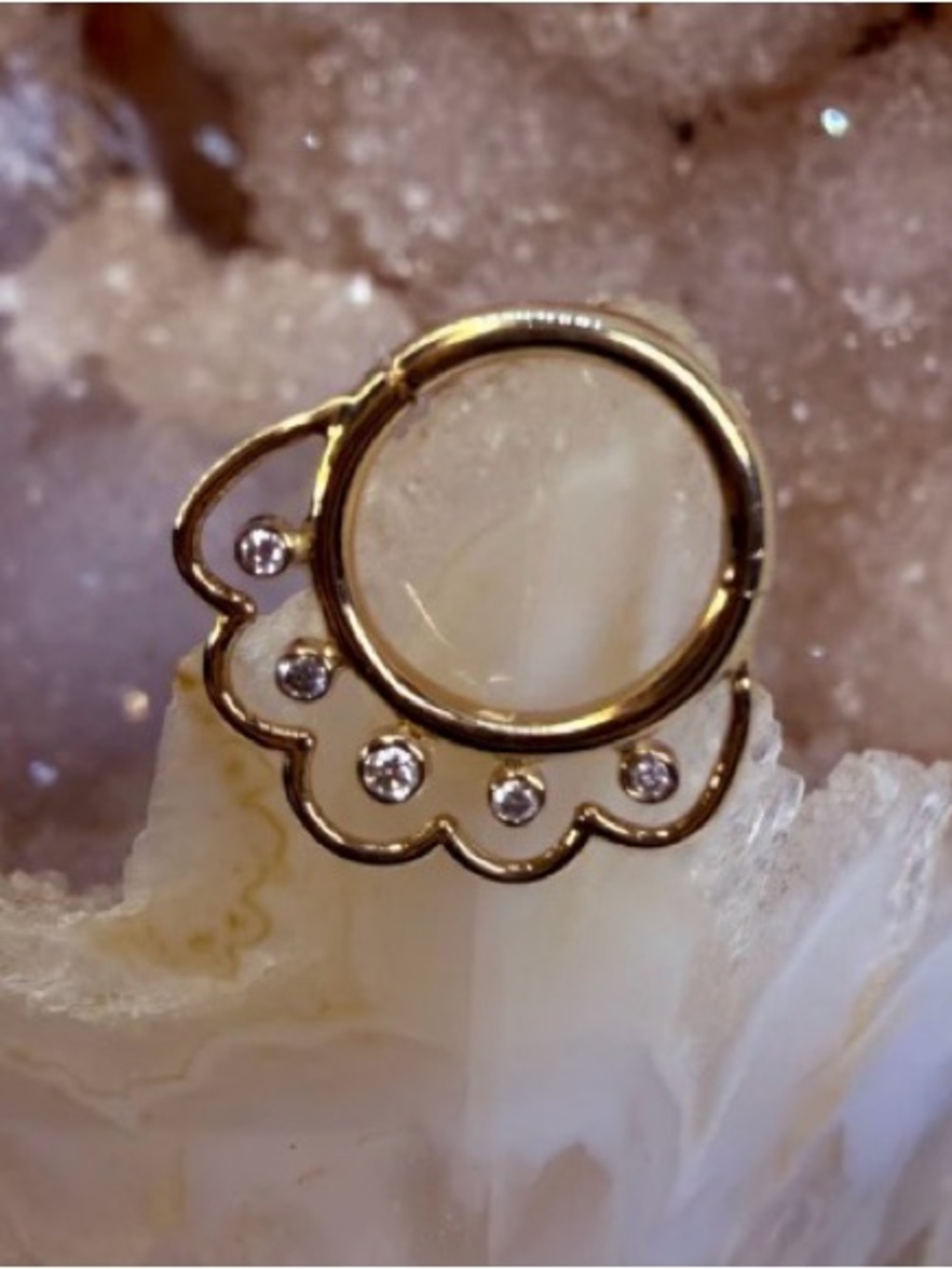 Interiority X 5 - Easy Ring pupil hall